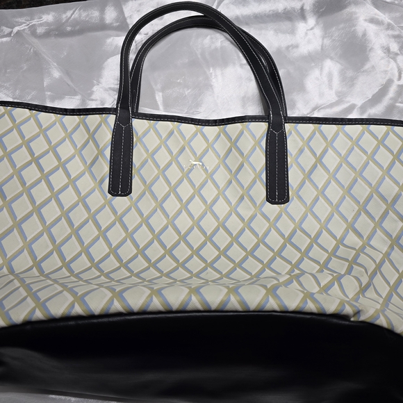 Scout Diamond Pattern Tote - Cream and Black - Picture 2 of 15